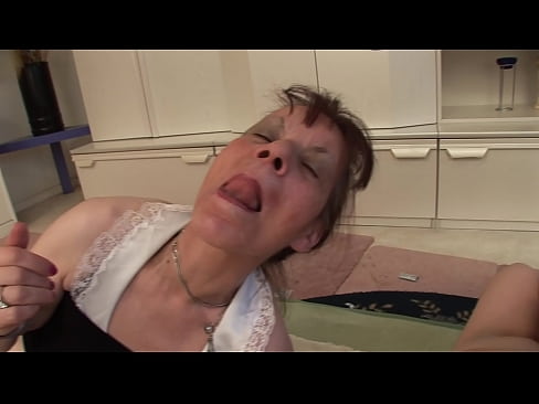 ❤️ Dve babičky a jeden dedko majú trojku ❤️ Šukanie na nás sk.pornosexphoto.ru ❌️